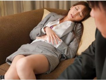 ABW-167_Trưởng phòng đê tiện tống tình cô nhân viên trẻ